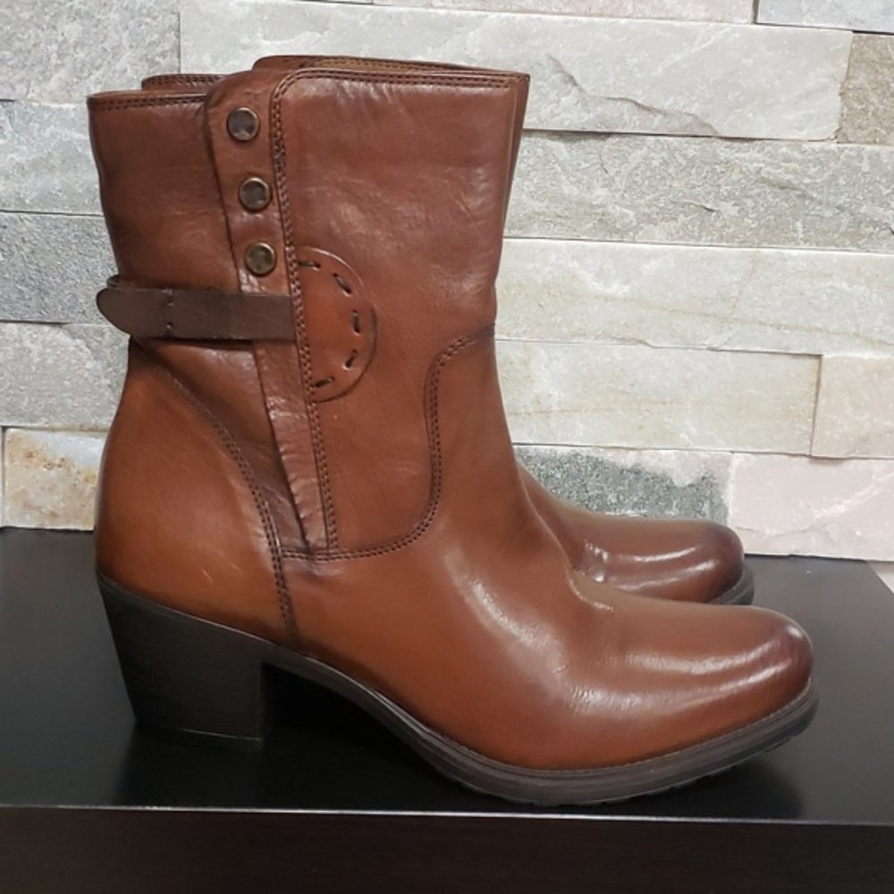 💎 Clarks Women's Maymie Skye Boot (47) - Picture 6 of 10